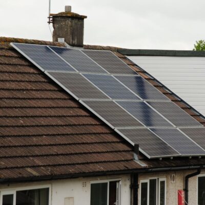 Lux Renewables Ltd. - Solar Panels, Battery Storage, EV Chargers & Renewable Energy Consultants